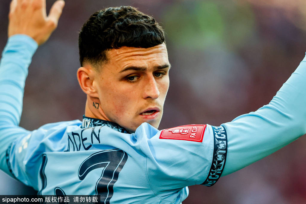 揭秘福登曼城低迷真相：卡塞米罗“黑脚”+心事重重，太子爷还能饭否？