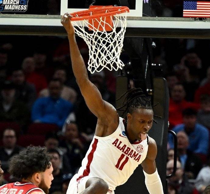 湖人试训阿拉巴马大学中锋 后者生涯场均1.7封盖